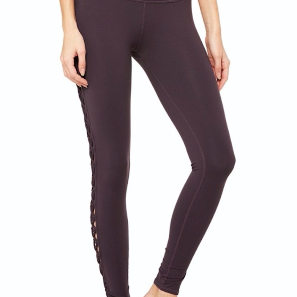 New with Tag AloYoga Interlace Leggings Eggplant S - Picture 4 of 8